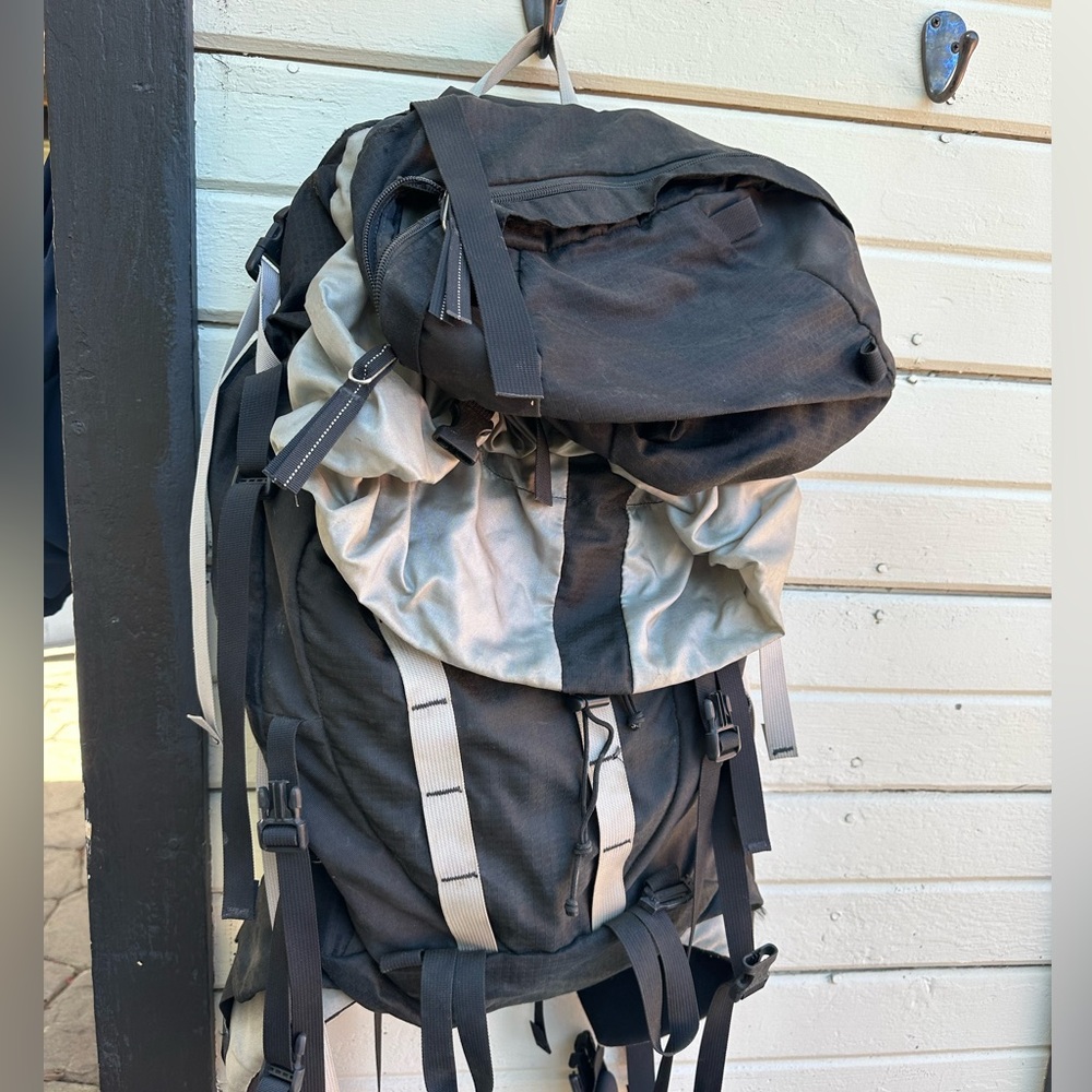 Black and Gray Men's Backpack (DANA DESIGN- SPHINX)- Medium Size